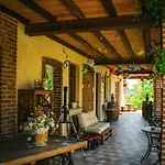 Naturin - Vegan Eco Farm